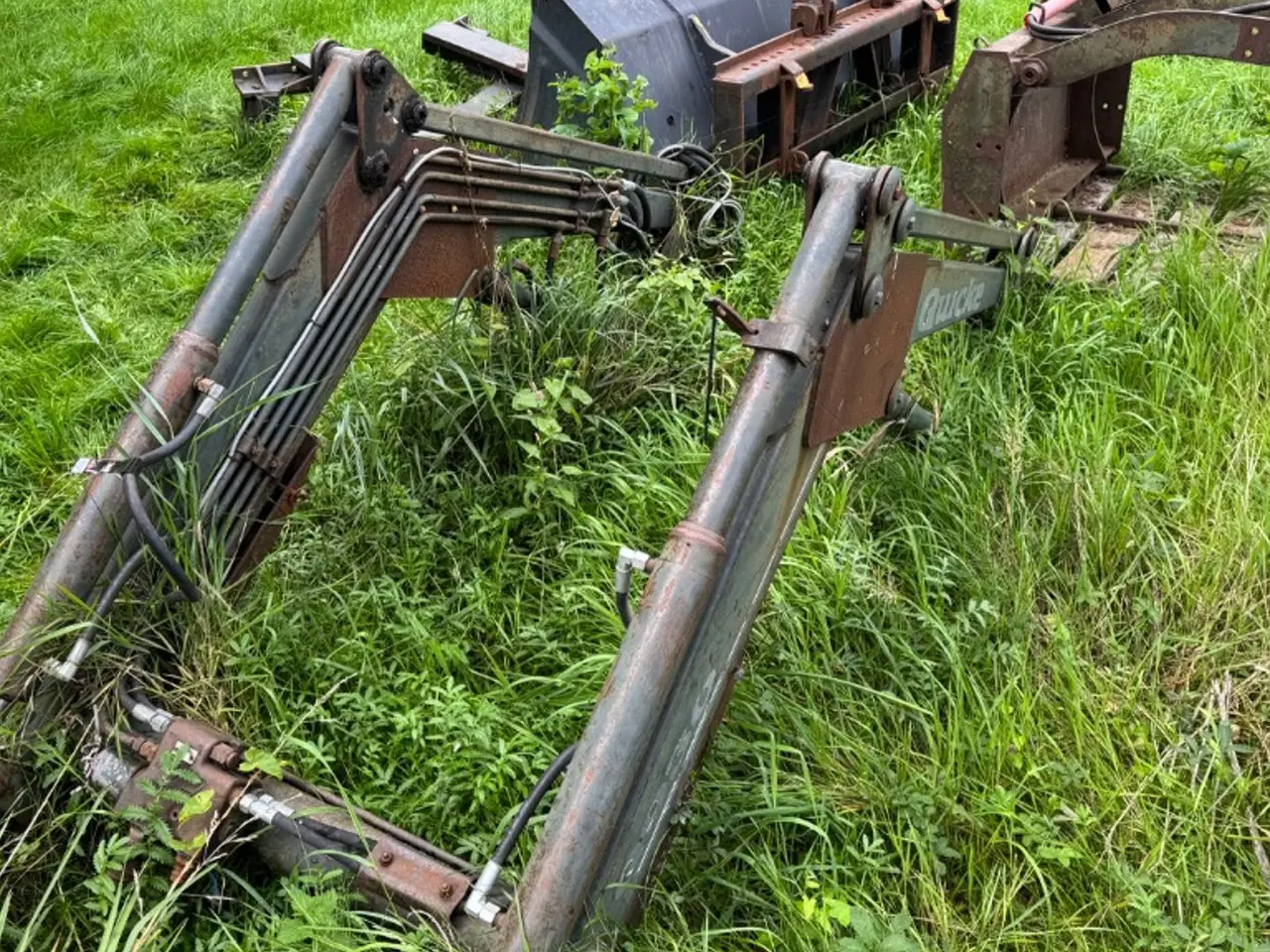Billede 4 - Diverse lot til traktor