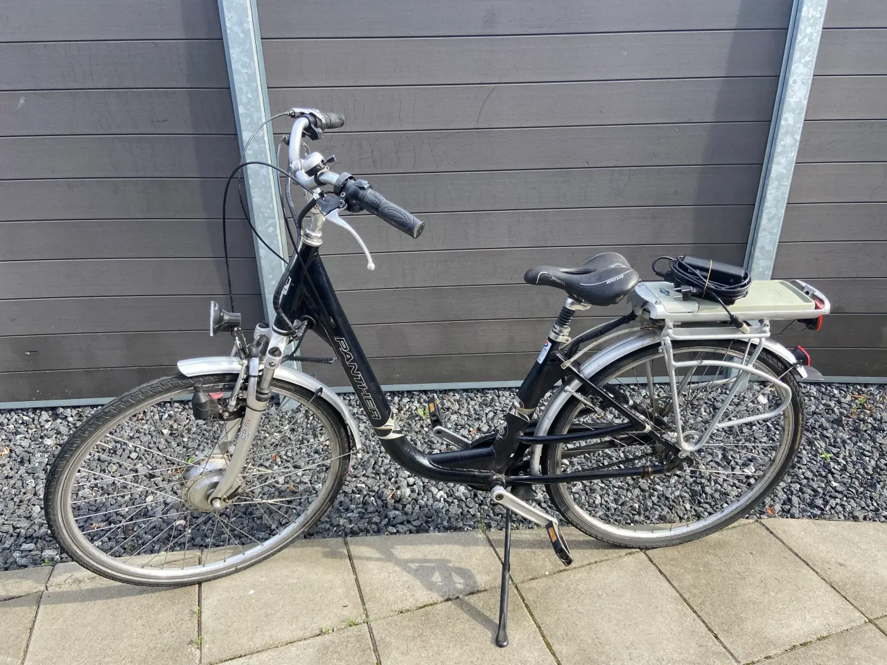 Billede 2 - Defekt Batt.Panther. 28" Hjul, 7 gear, 46 cm. stel