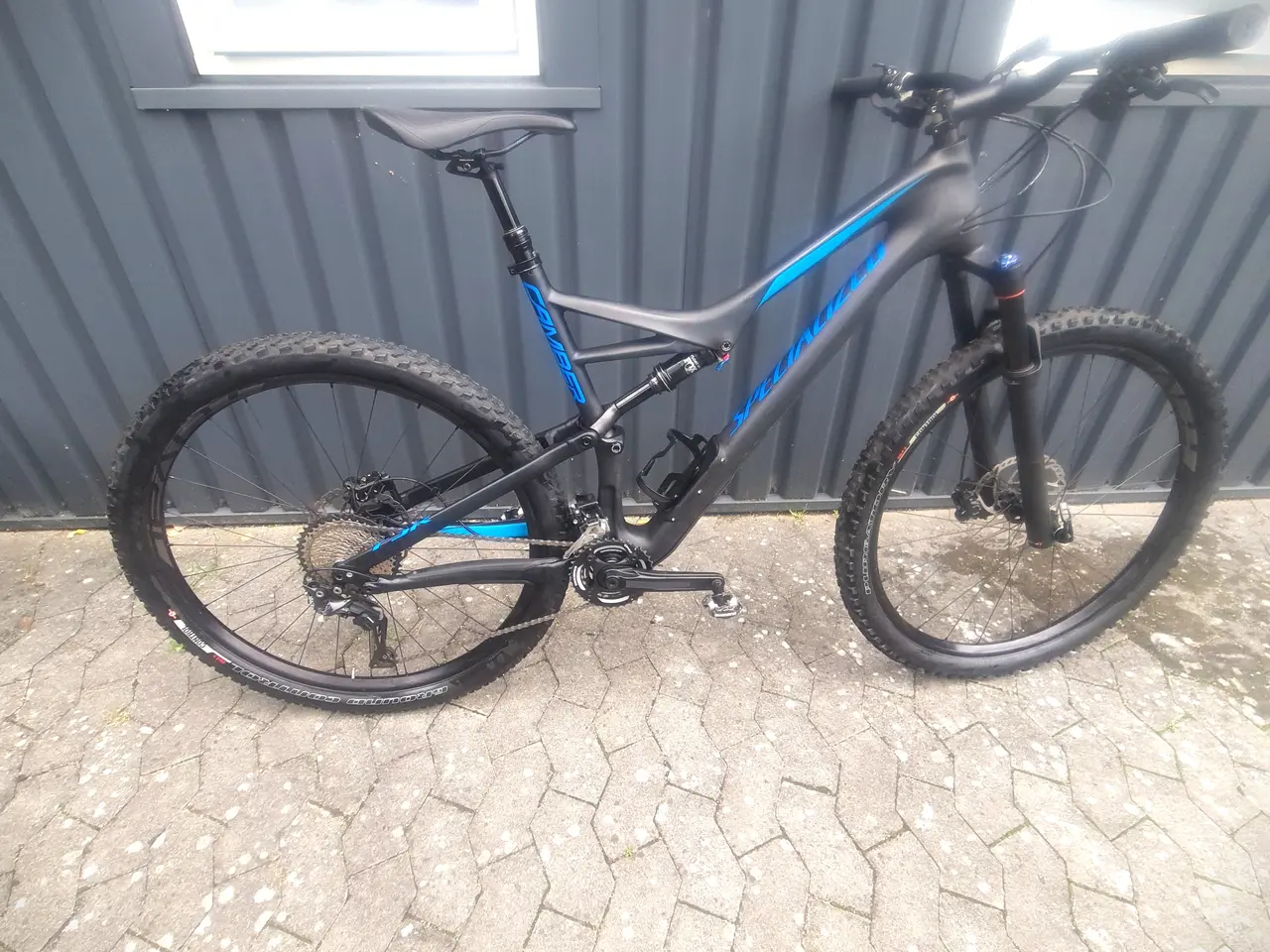 Billede 1 - Specialized Camber carbon Full Suspension.