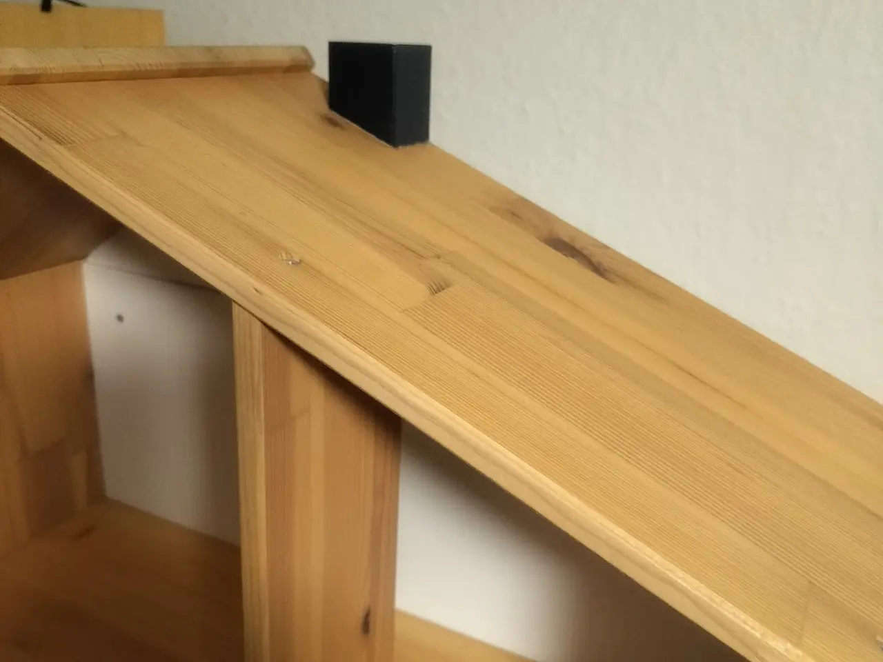 Billede 2 - IKEA hus hylde