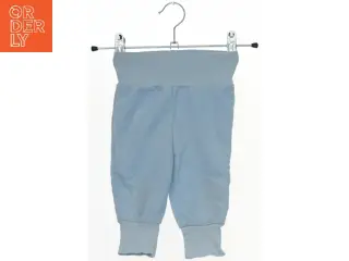 Bløde bukser til baby fra H&M (str. 62)