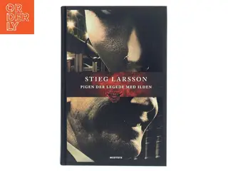 Pigen der legede med ilden. 2 af Stieg Larsson (Bog)