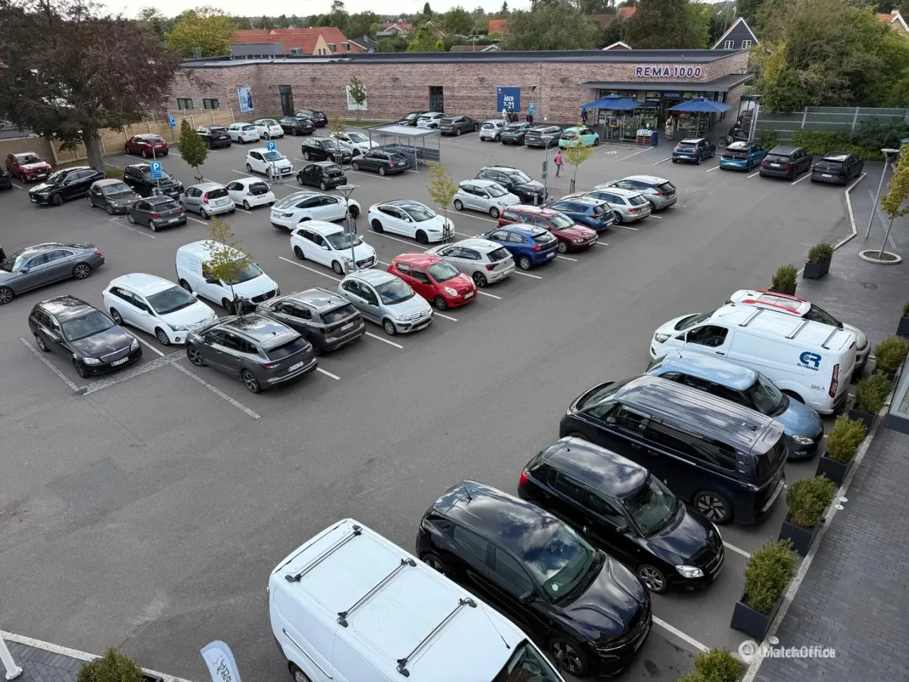 Billede 12 - Central beliggende butik Farum Hovedgade 48A