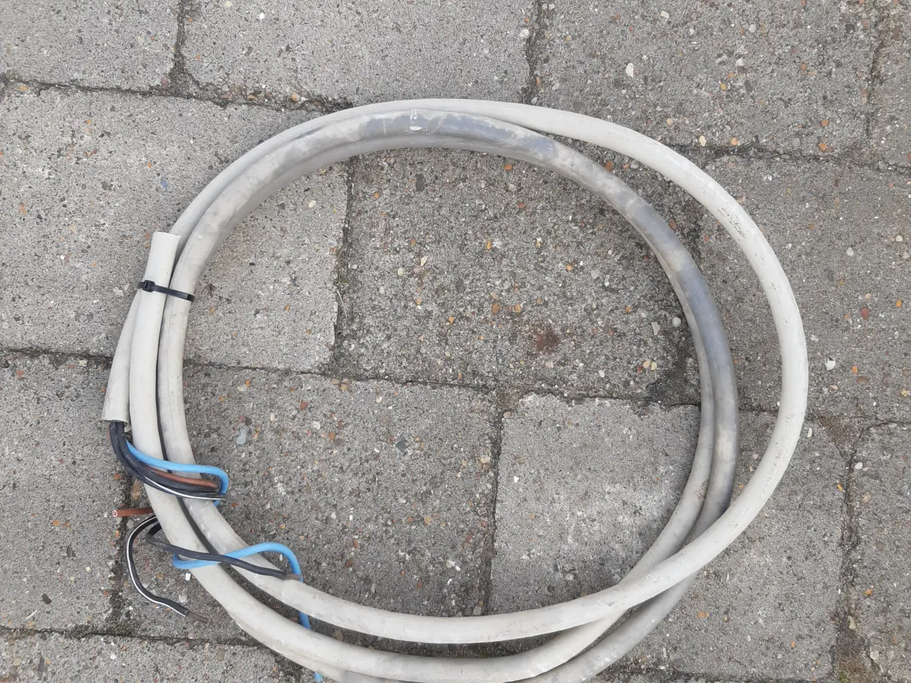 Billede 1 - Elkabel 4x6 mm2 PAP (armeret), 4 m