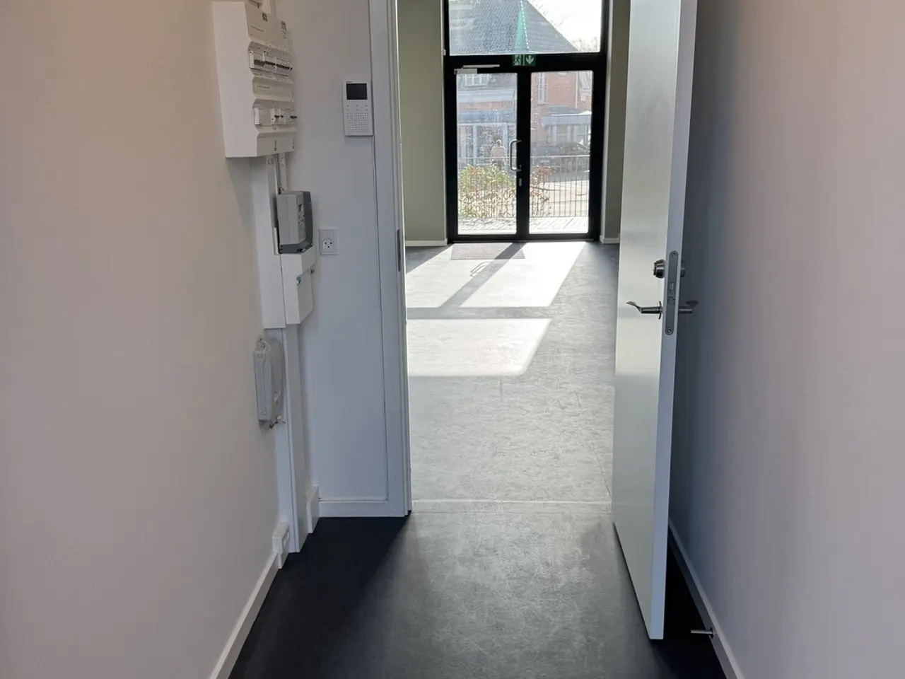 Billede 10 - Central beliggende butik Farum Hovedgade 48A