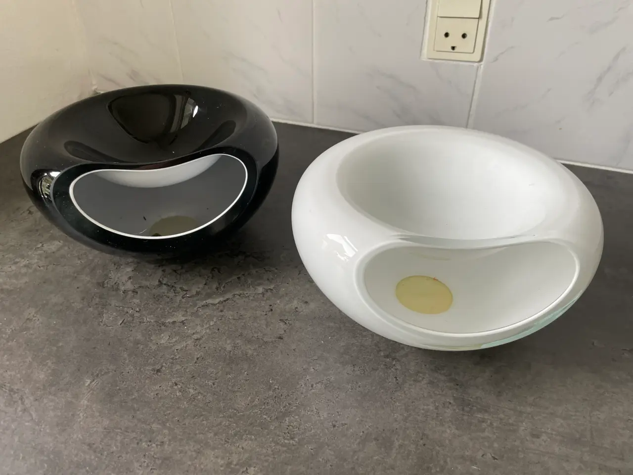 Billede 6 - Eva Solo bordskål i hvid glas. 