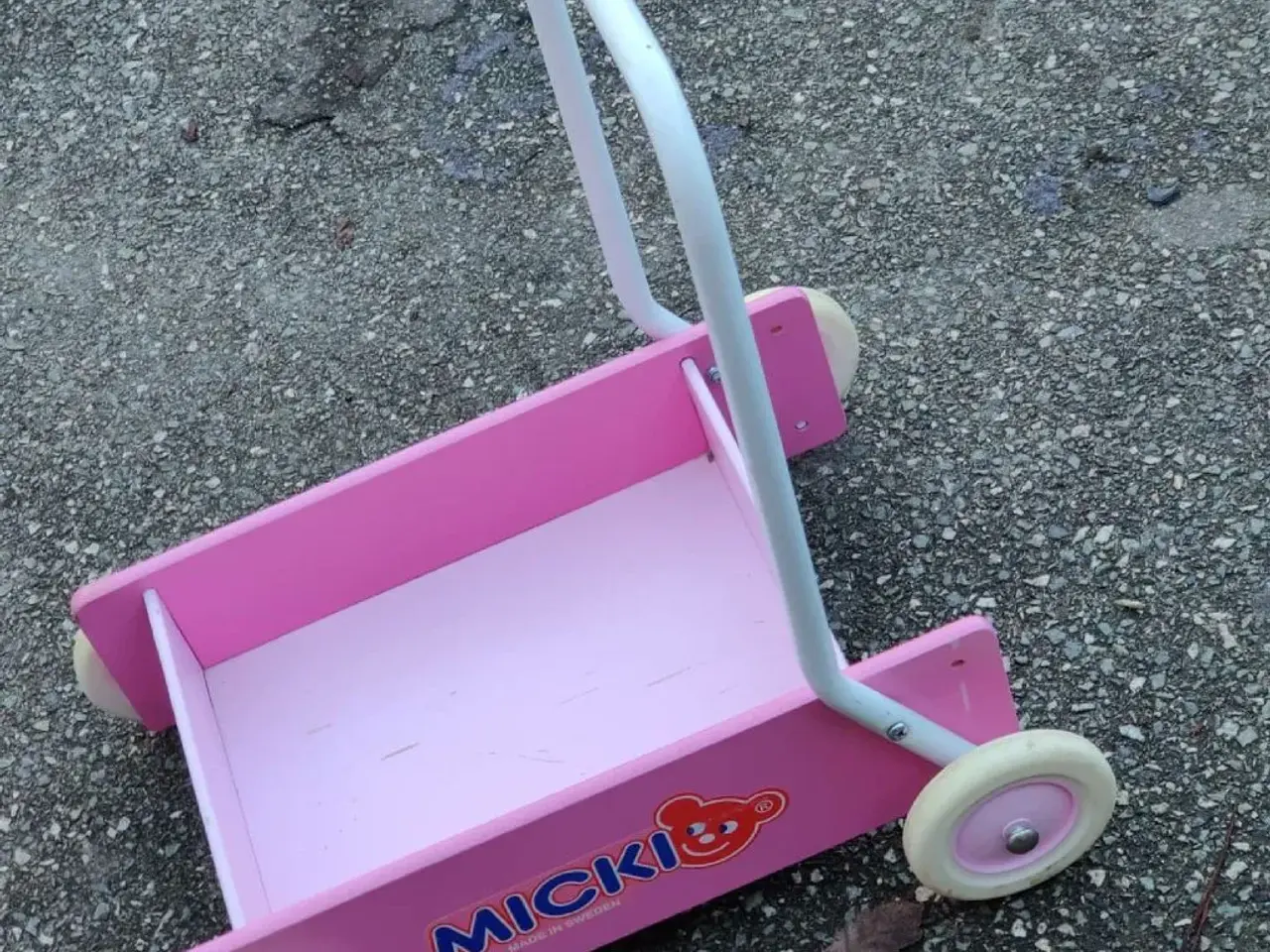 Billede 1 - Gåvogn Micki