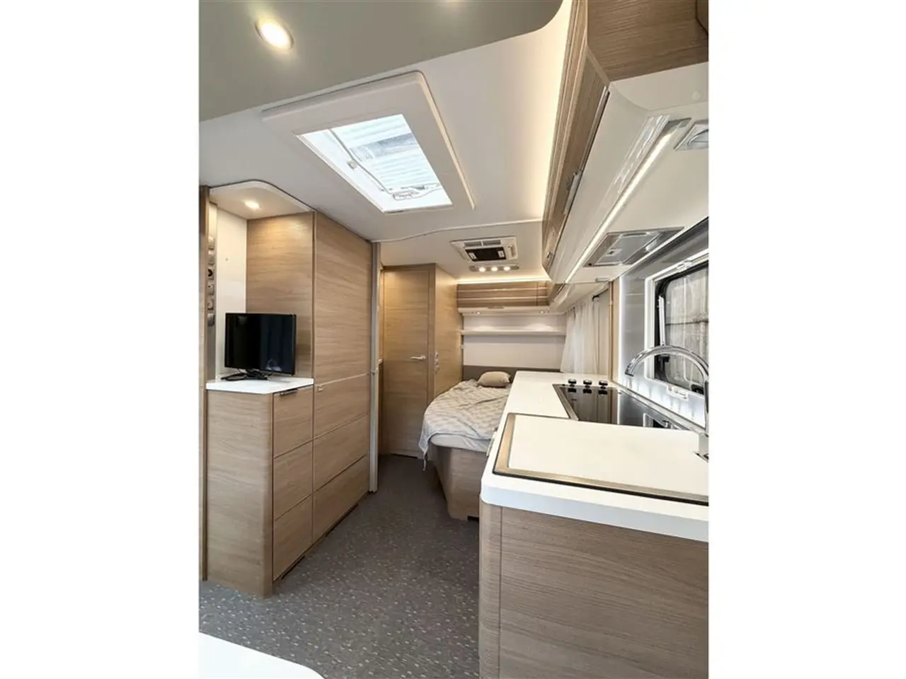 Billede 10 - 2020 - Adria Adora 472 UP   Fransk seng-Alde-Gulvtemp.-Mover-Fast markise