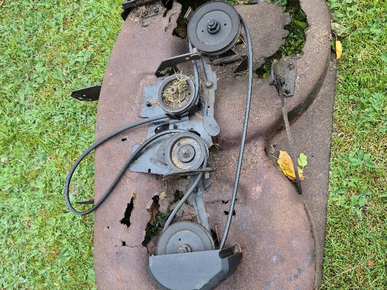 Billede 1 - Klippebord til Husqvarna lt152
