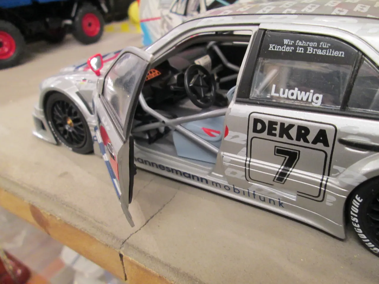 Billede 4 - Mercedes DTM 1994 UT7Minichamps 1:18