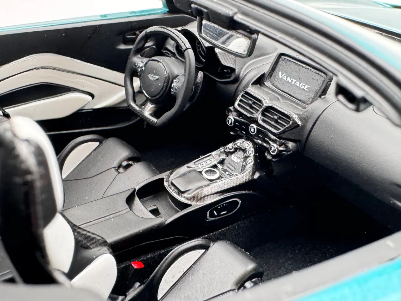 Billede 5 - 2022 Aston Martin V12 Vantage Roadster - 1:18