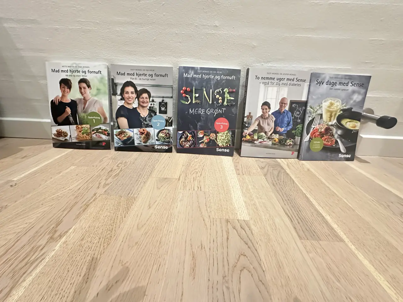 Billede 1 - Sense kogebøger
