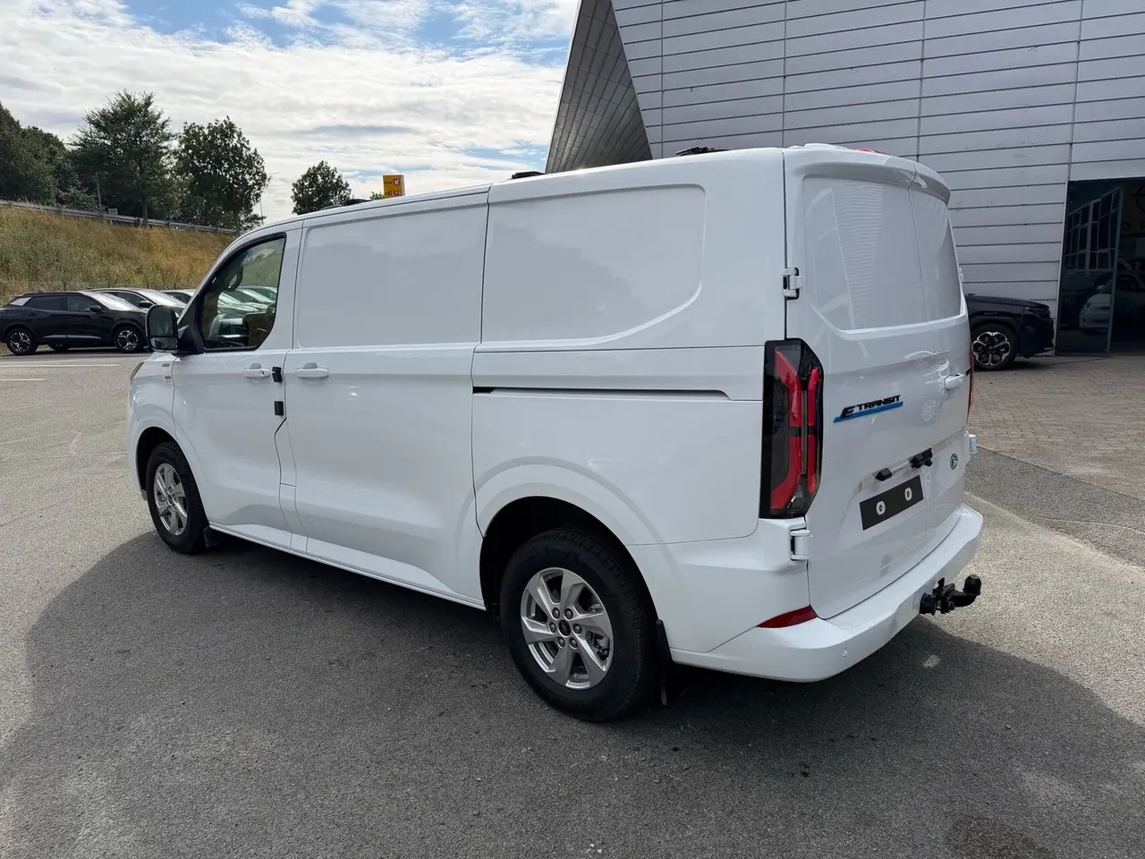 Billede 10 - Ford E-Transit Custom 320 L1 71 Limited
