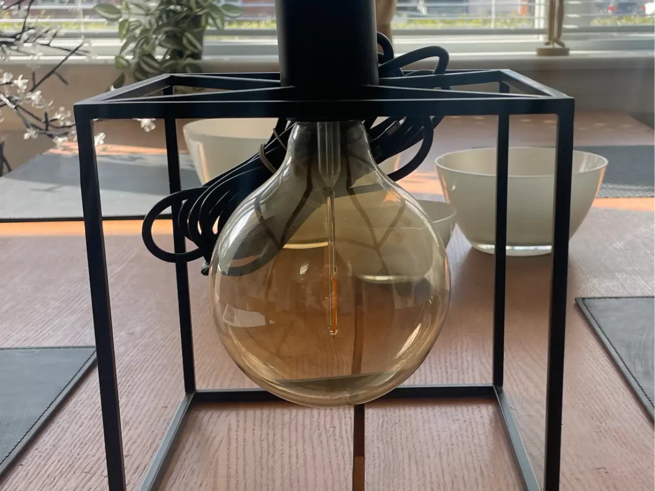 Billede 1 - Loftlampe sort metal