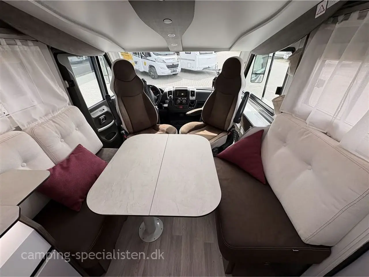 Billede 6 - 2021 - Benimar Amphitryon 967 Northautokapp Benimar Amphitryon 967 Northautokapp Alde 2021 - Se den nu hos Camping-Specialisten.dk
