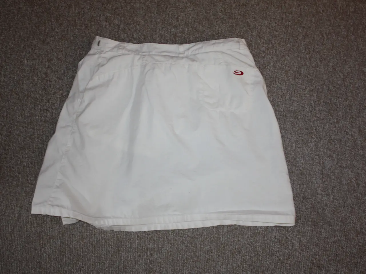 Billede 4 - Five Seasons slå-om shorts/nederdel str. 36