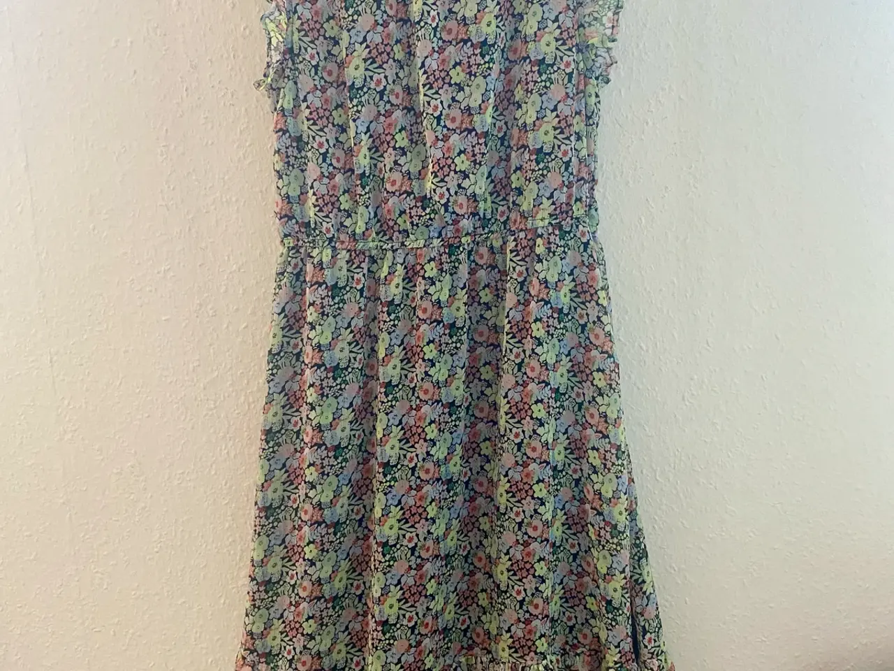 Billede 8 - Only blomstret kjole S