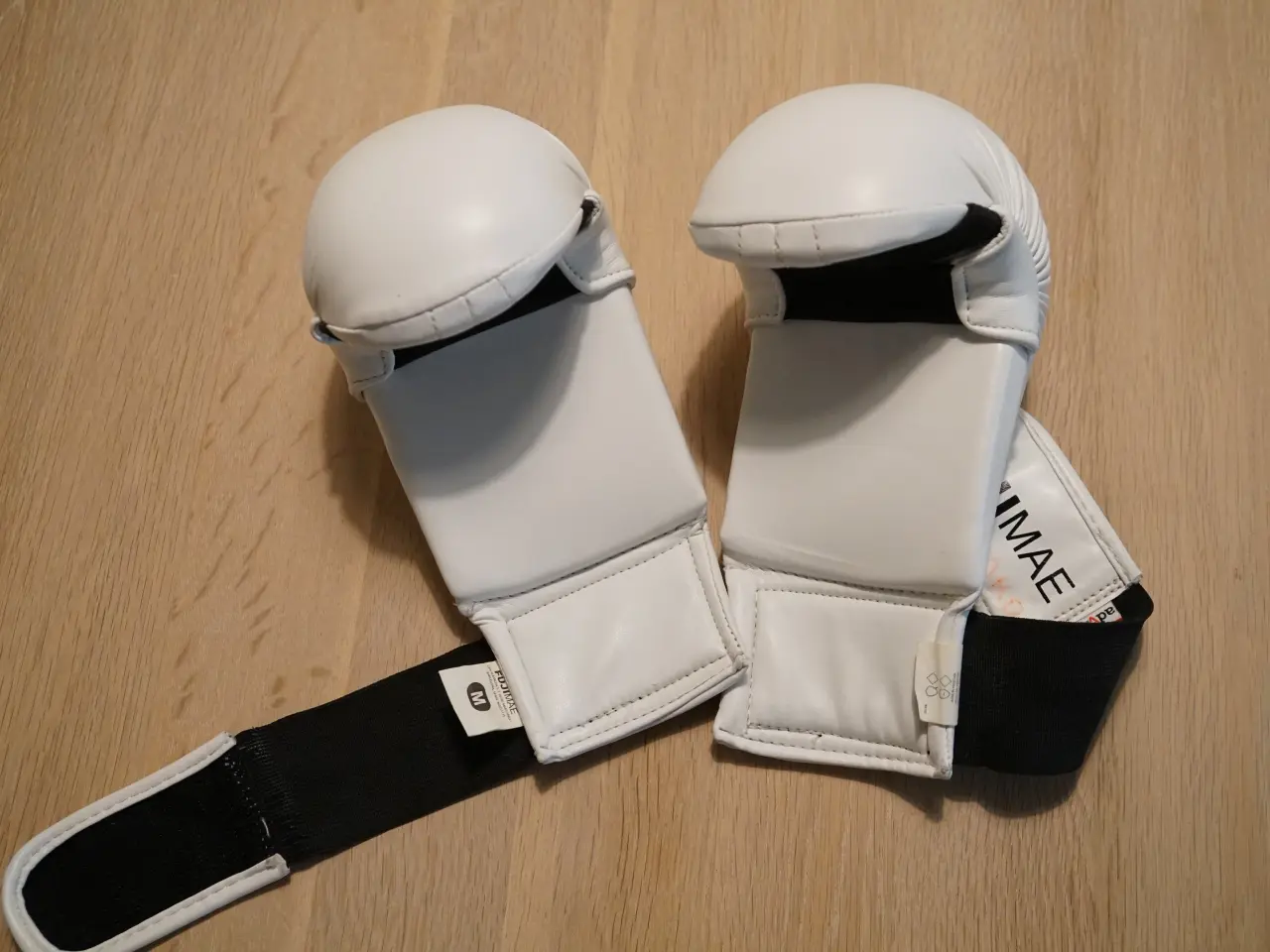 Billede 2 - Kamphandsker Advantage fra FUJIMAE til karate M