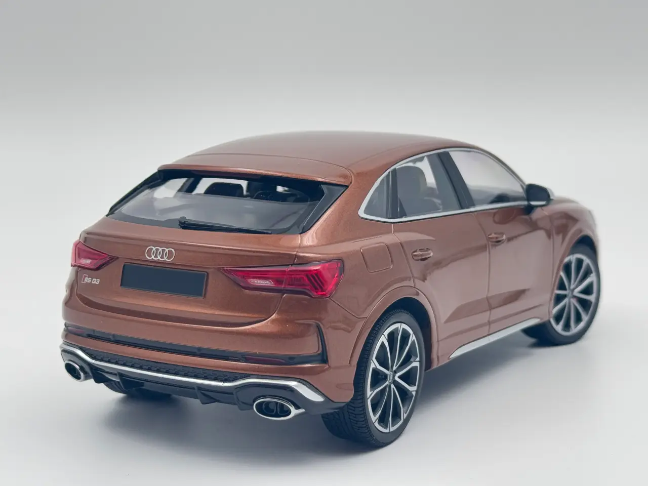 Billede 5 - 2019 Audi RSQ3 Sportback 1:18