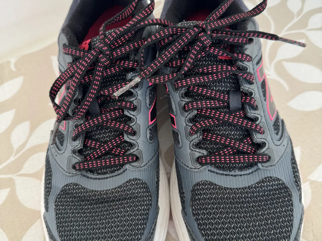 Billede 2 - New Balance sneakers str 38