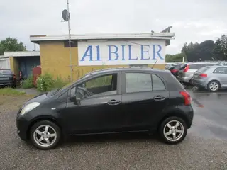 Toyota Yaris 1,0 Luna