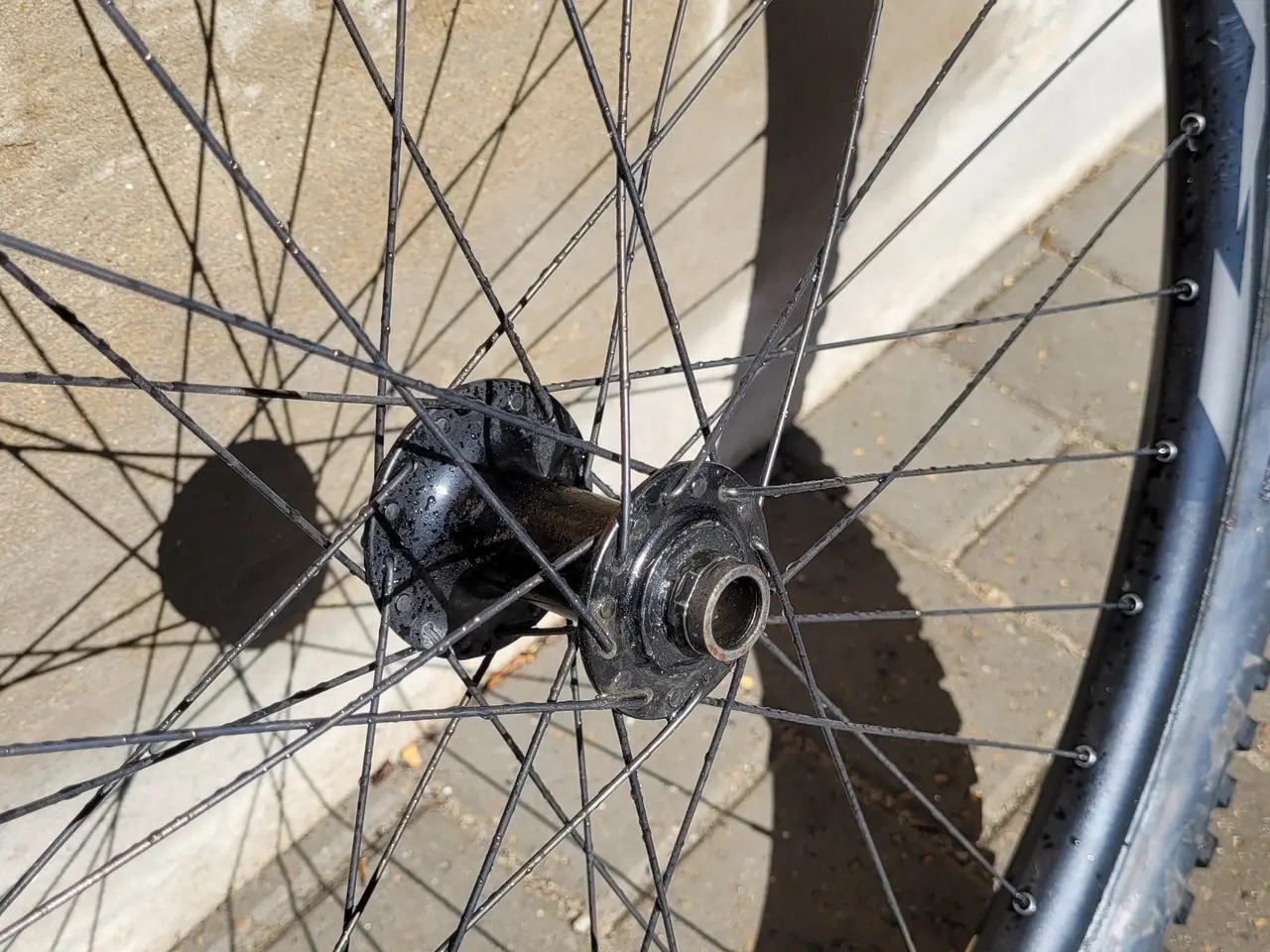 Billede 6 - MTB AM 29" GIANT fælge med gode dæk