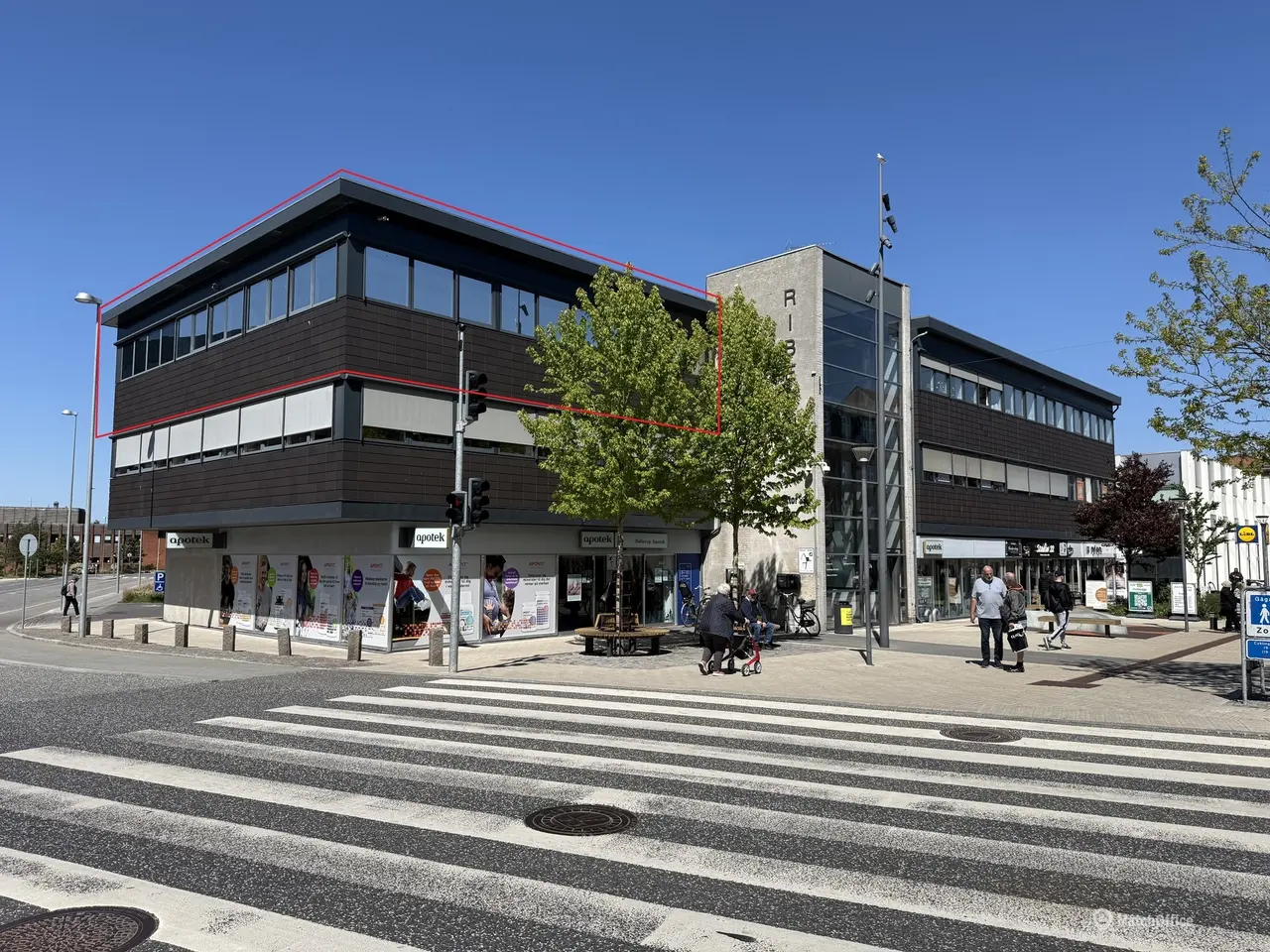 Billede 1 - KONTORLOKALER I CENTRUM AF BALLERUP