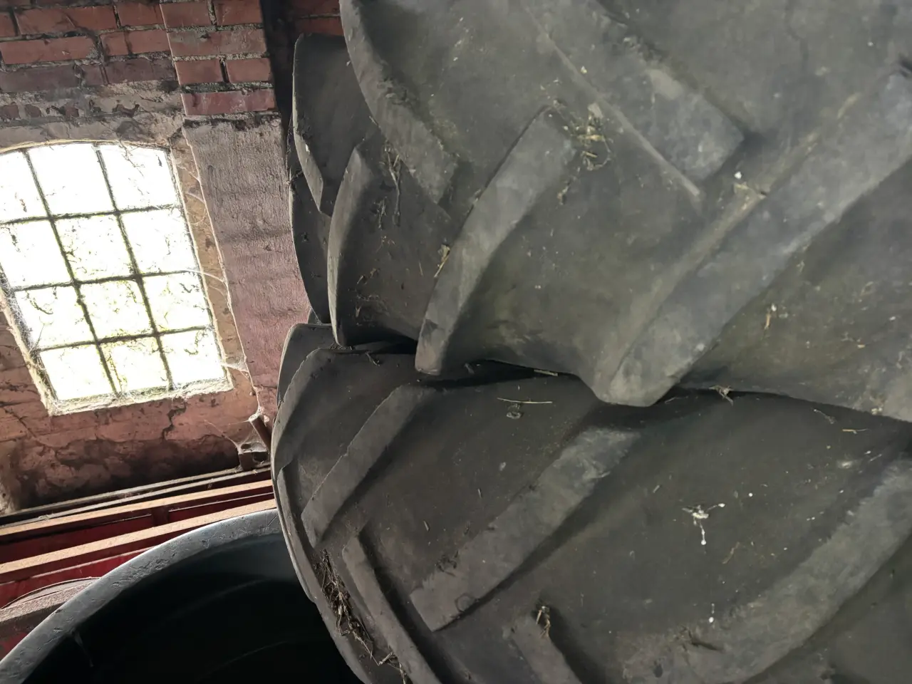 Billede 2 - Traktordæk, 16.9 34, Michelin