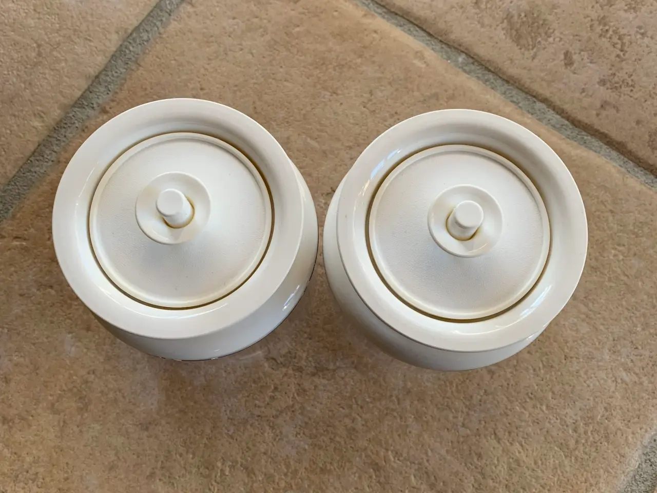 Billede 2 - Tupperware opbevaringsbøtter 2 stk