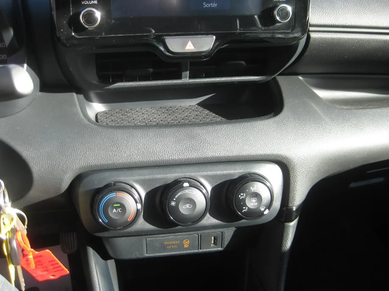 Billede 6 - Toyota Yaris 1,0 VVT-I T1 72HK 5d