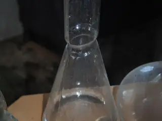 Forskellige ting i glas fra 15 kr
