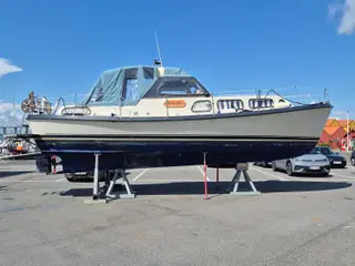 sælges evt. bytte caravelle. 33" motorbåd
