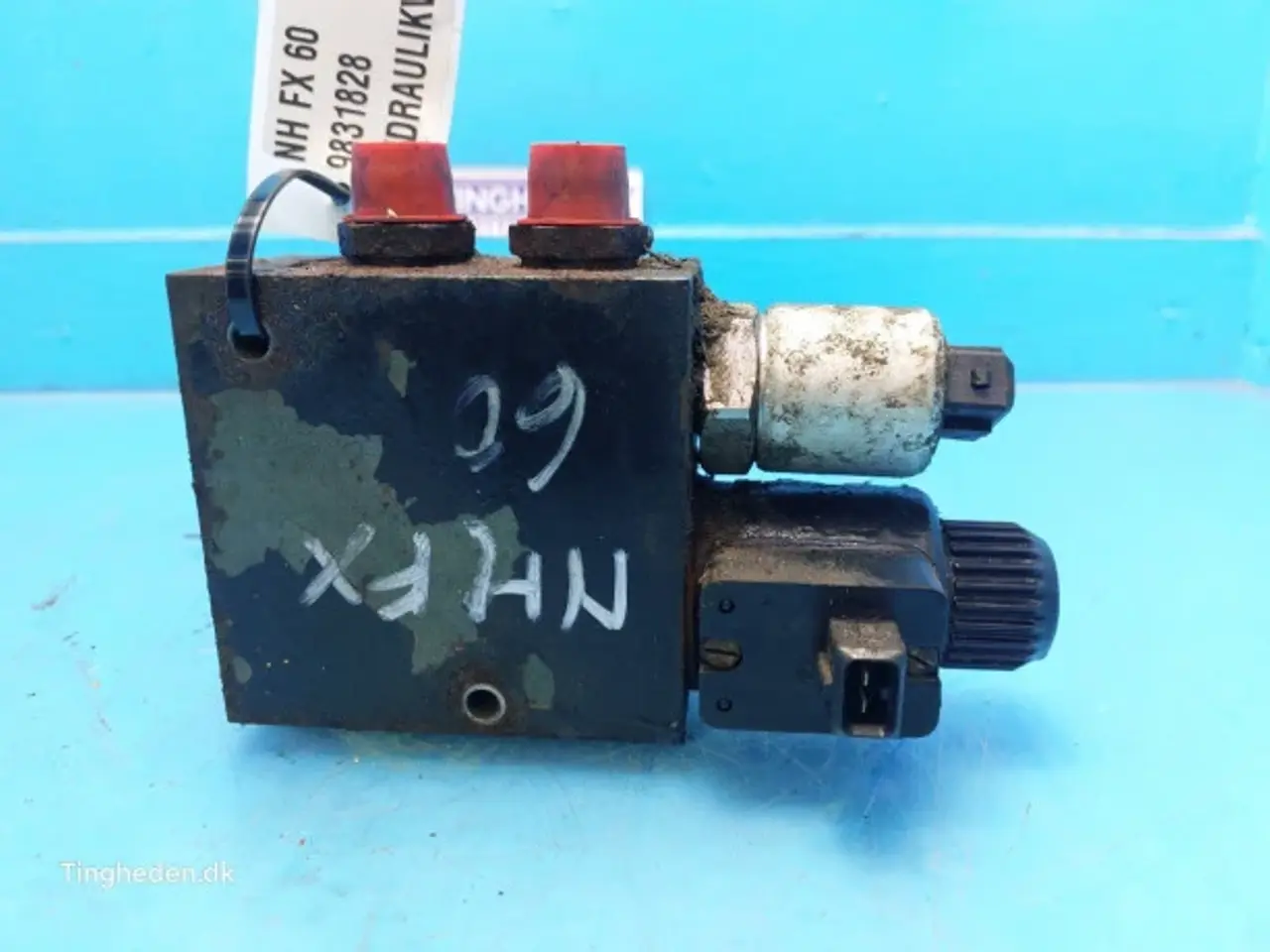 Billede 9 - New Holland FX60 Hydraulikventil 9831828