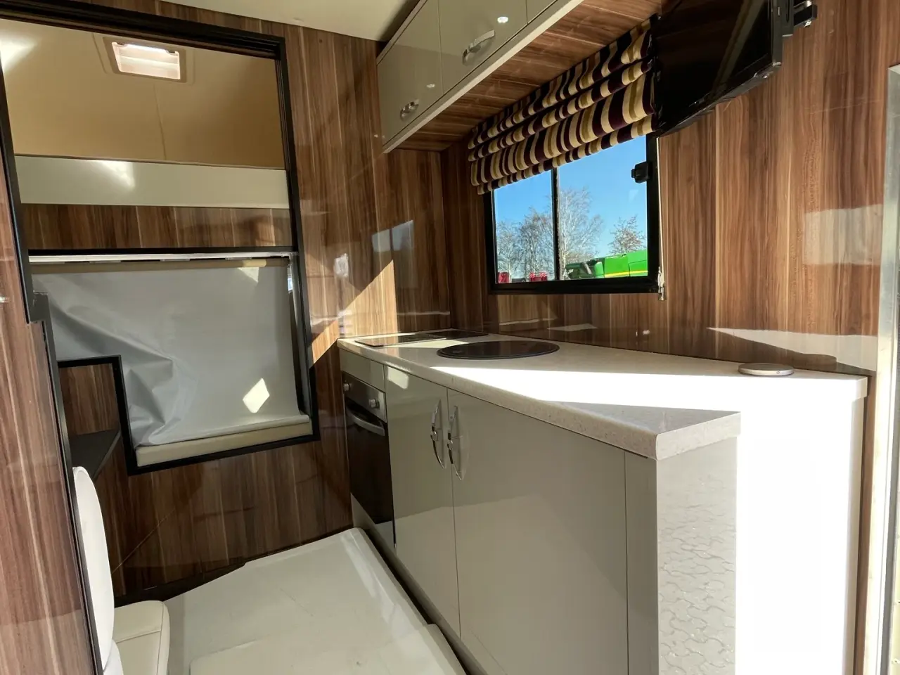 Billede 12 - Mercedes Atego med living + 2 heste/3 ponyer