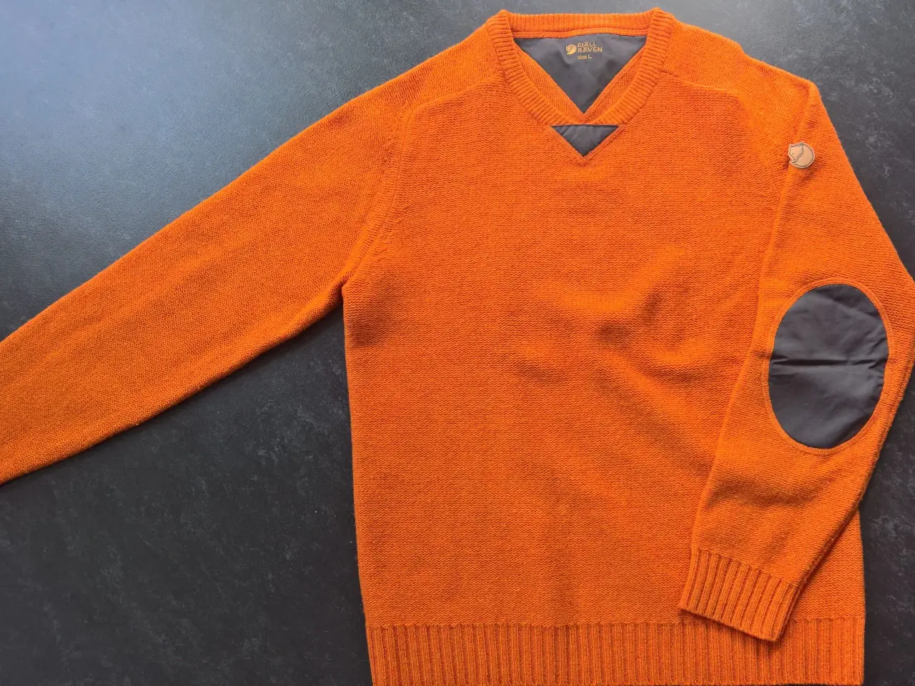 Billede 1 - Fjallraven sweater str. L