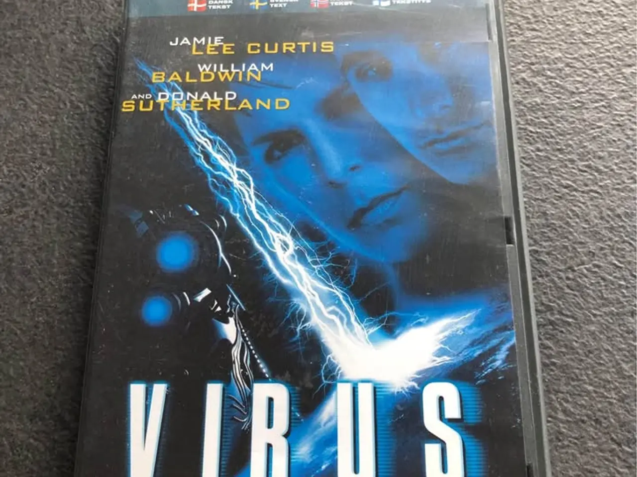 Billede 1 - Virus - DVD