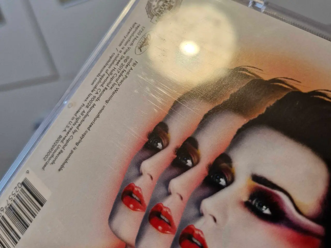 Billede 7 - Katy Perry - Witness 