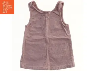 Kjole i rosafløjl fra H&M (str. 98)