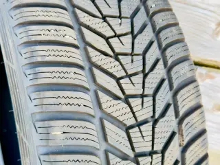 ❄️ 4 stk. Hankook Winter i*cept evo3, 225/45R18