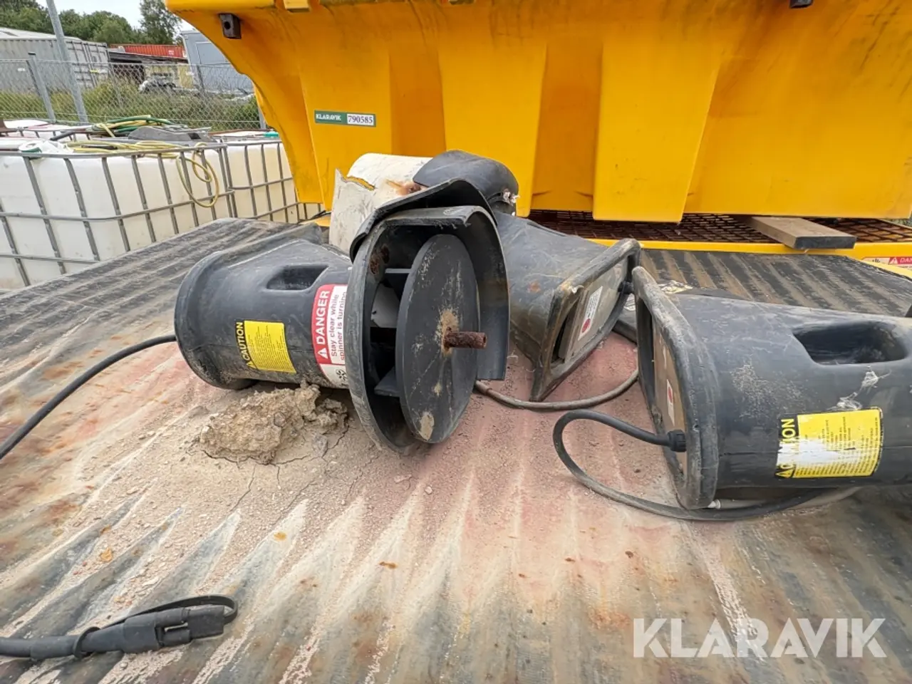 Billede 7 - Saltspreder Meyer, 5 Styk (3 × 1000 L og 2 × 850 L)