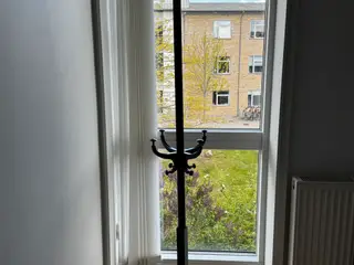 Sort stumtjener 180 cm
