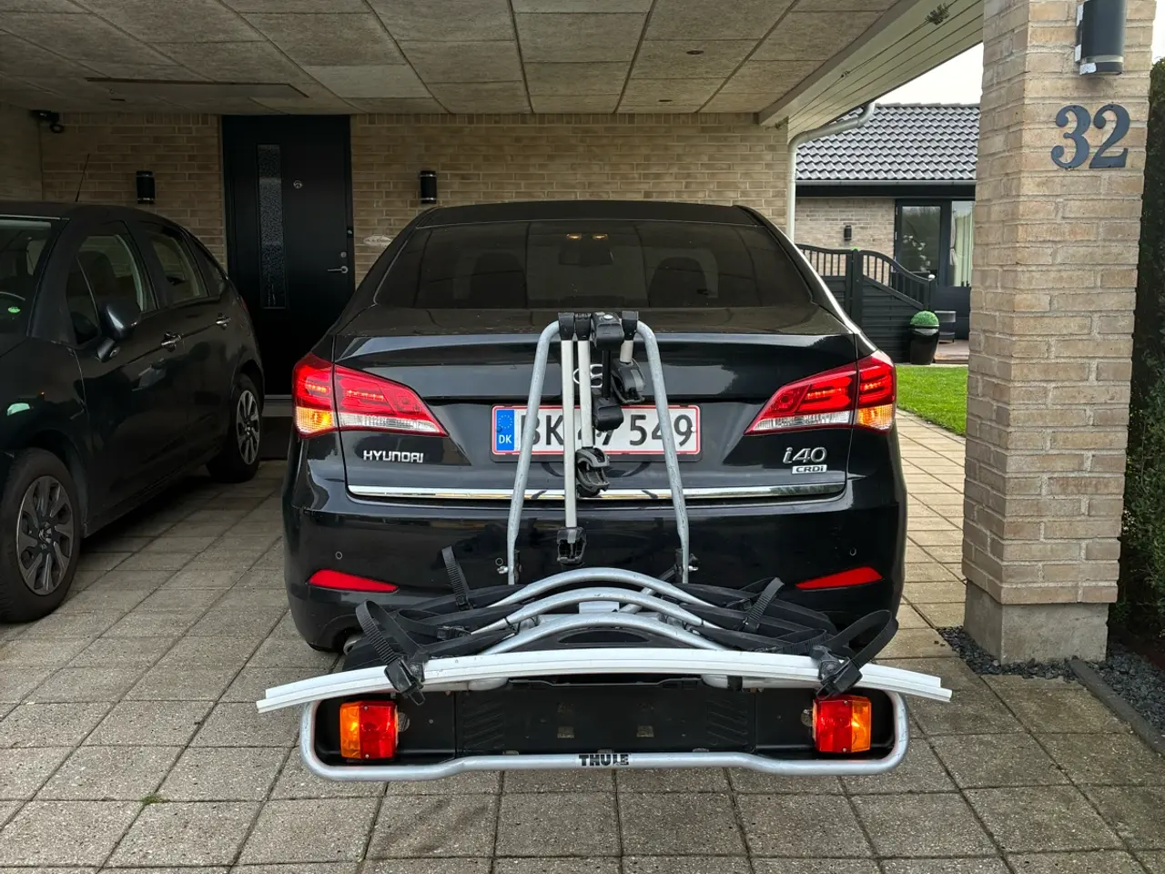 Billede 1 - Thule Cykelholder til 4 cykler med vippefunktion