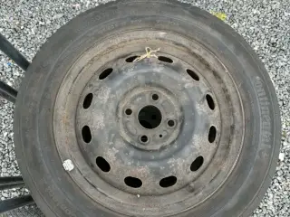 15" stålfælge med Continental sommerdæk 185/60/15