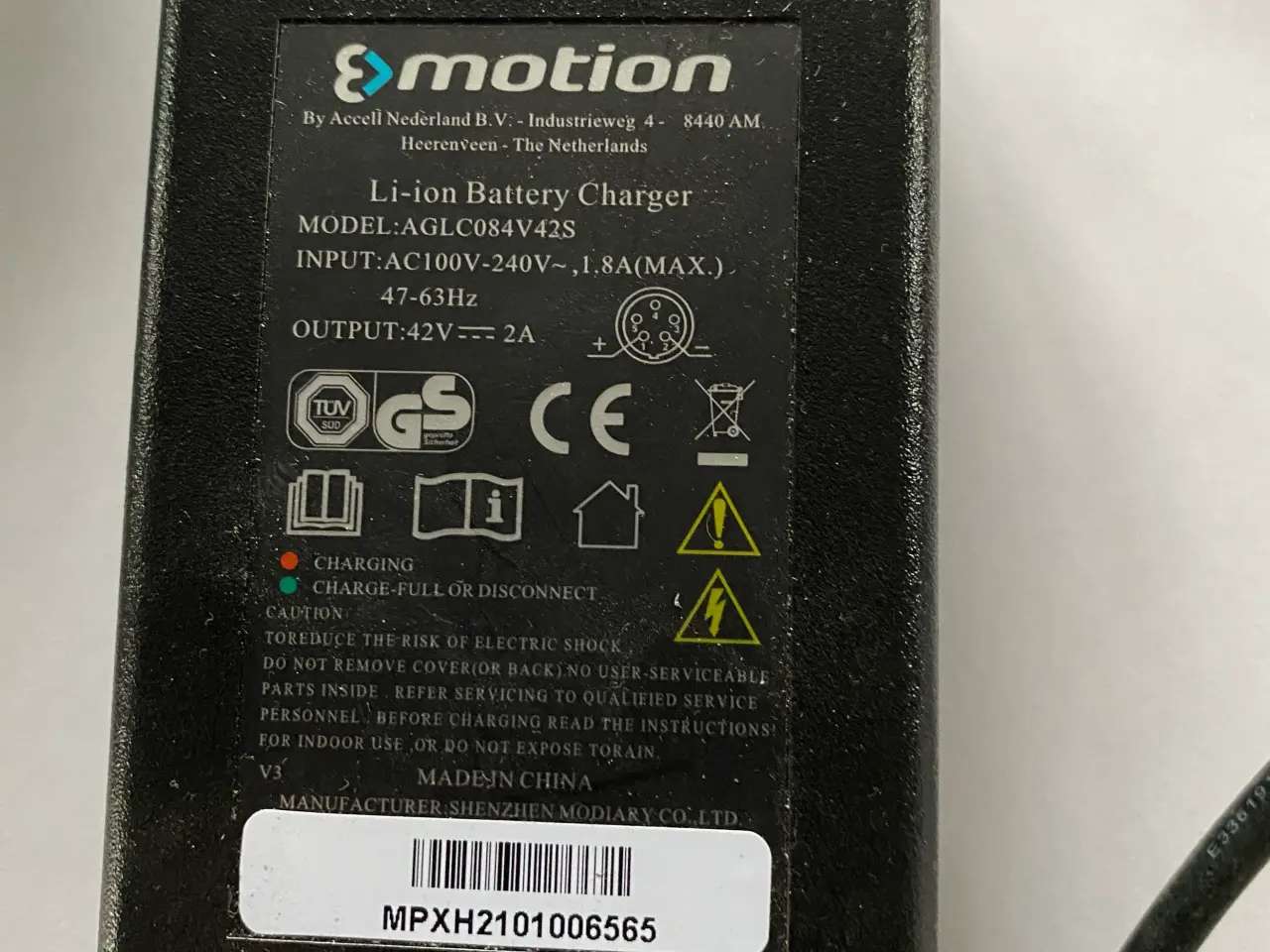Billede 2 - Lader til elcykel batteri.