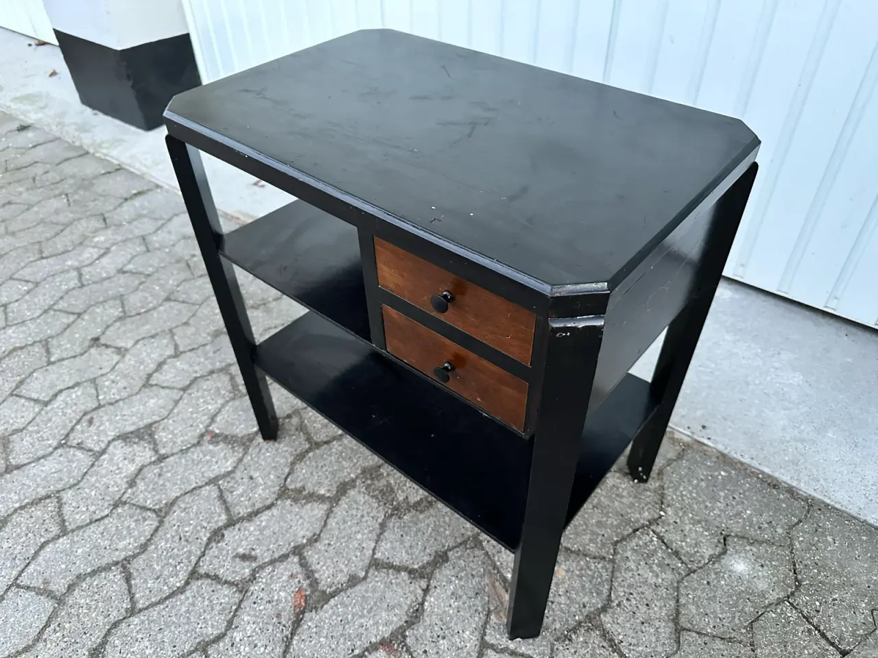 Billede 1 - Bord med skuffer og hylde