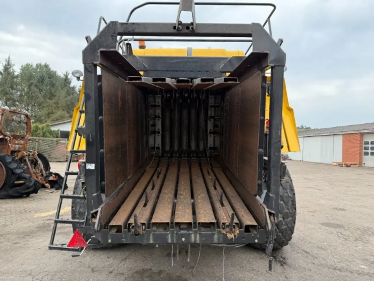 Billede 7 - New Holland BB9090 Sælges i dele/For Parts