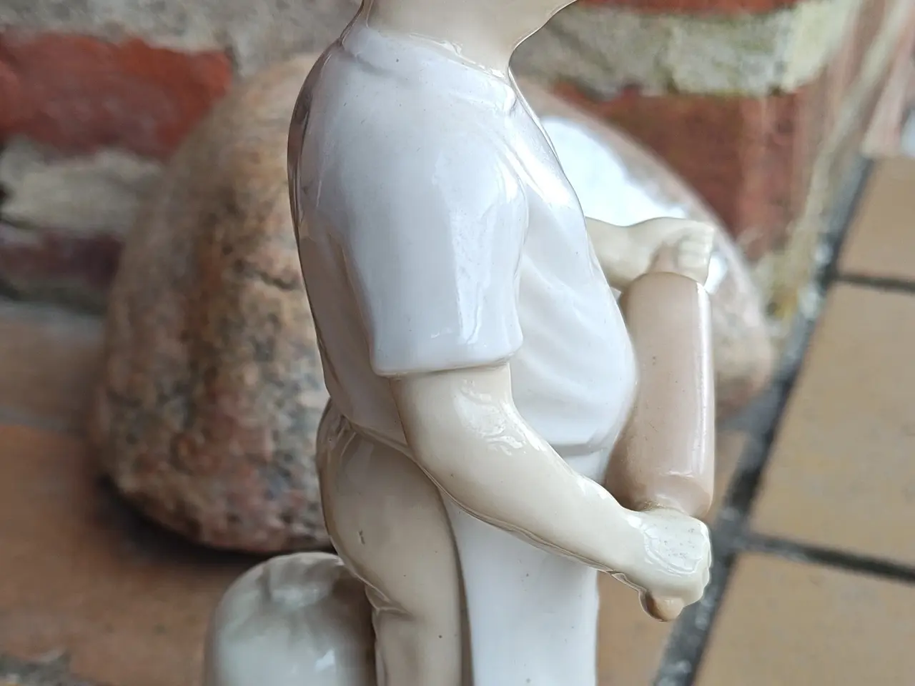 Billede 2 - Bager Figur med kagerulle og mel