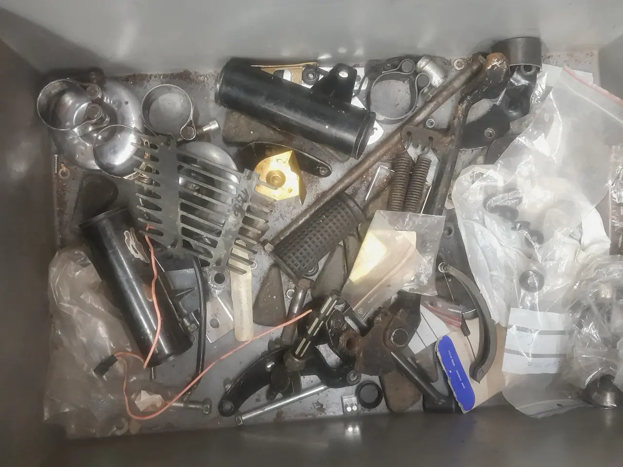 Billede 5 - Moto Guzzi 1000SP SP1 reservedele