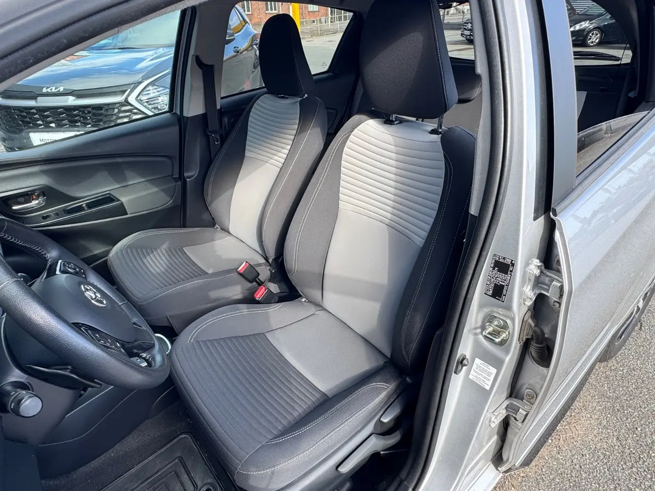 Billede 11 - Toyota Yaris 1,5 VVT-iE T2 Limited MDS