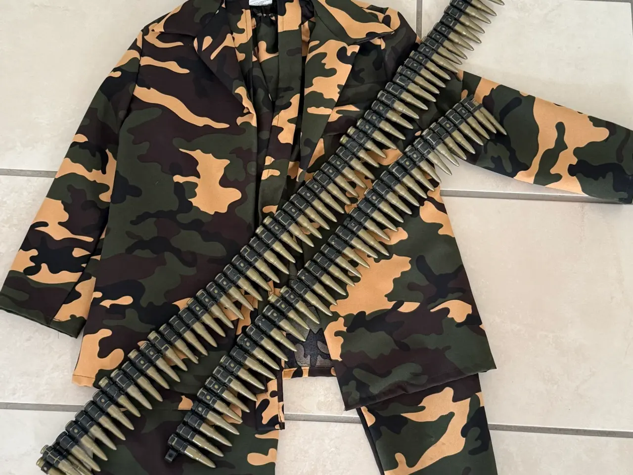 Billede 1 - Super flot soldater camouflage sæt.